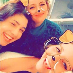 Meet your Posher, Lauren